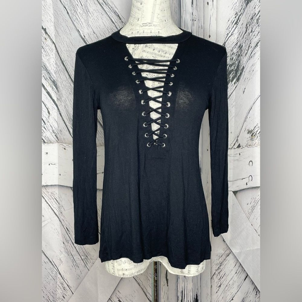 Active USA Lace Up Choker Neck Long Sleeve Top Black M